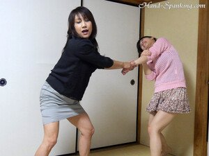 Japanese Otk Spank - Punishment in the Japanese Room | Riko | Video